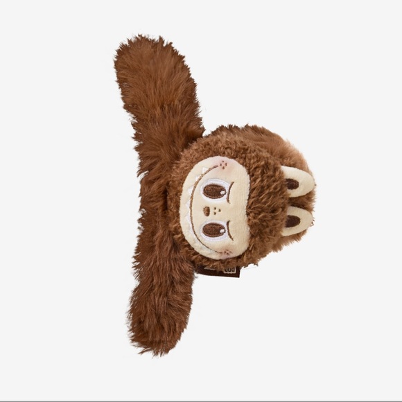 THE MONSTERS CLASSIC SERIES- LABUBU PLUSH HAIR CLIP - Picture 4 of 4